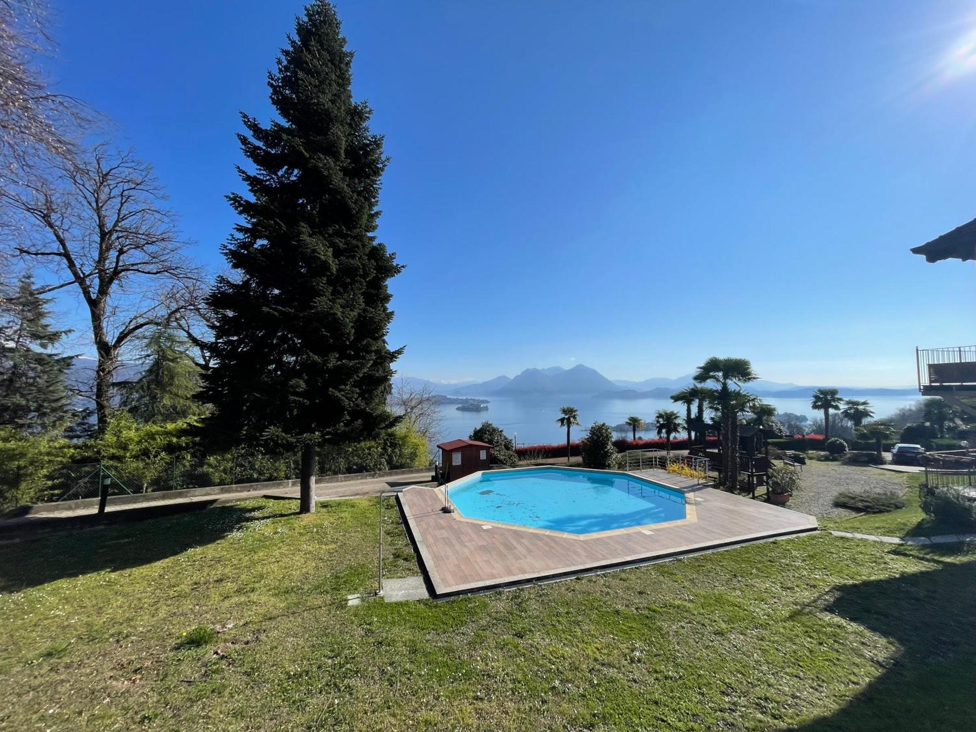 Rossana Apartment Lago Maggiore 巴韦诺 外观 照片